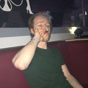 Meet your Posher, Cameron